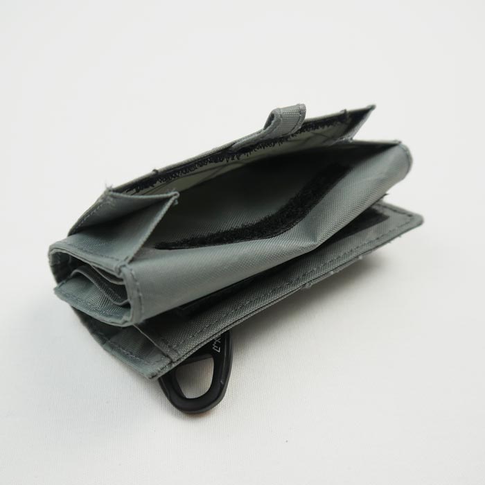 コムフィーアウトドアガーメント CMF2302-AC22 SMART WALLET X-PAC スマート ウォレット D.グレージュ 財布 ミニウォレット コインケース アウトドア