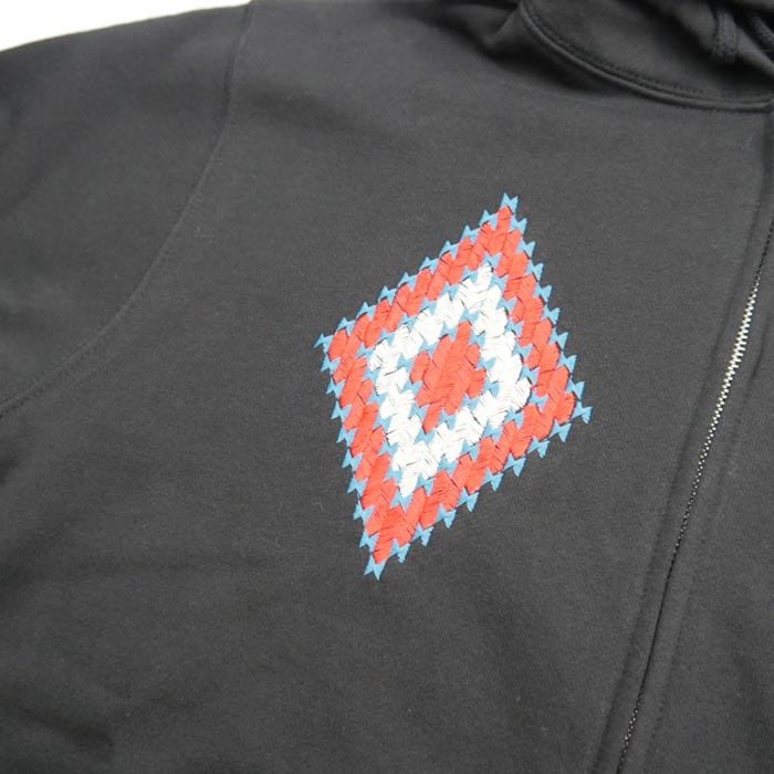 フェローズ 24S-PNEP1 ネイティブ柄 刺繍 ジップアップ フーディー メンズ ジップパーカー ブラック パーカー 刺繍 裏毛スウェット オールシーズン