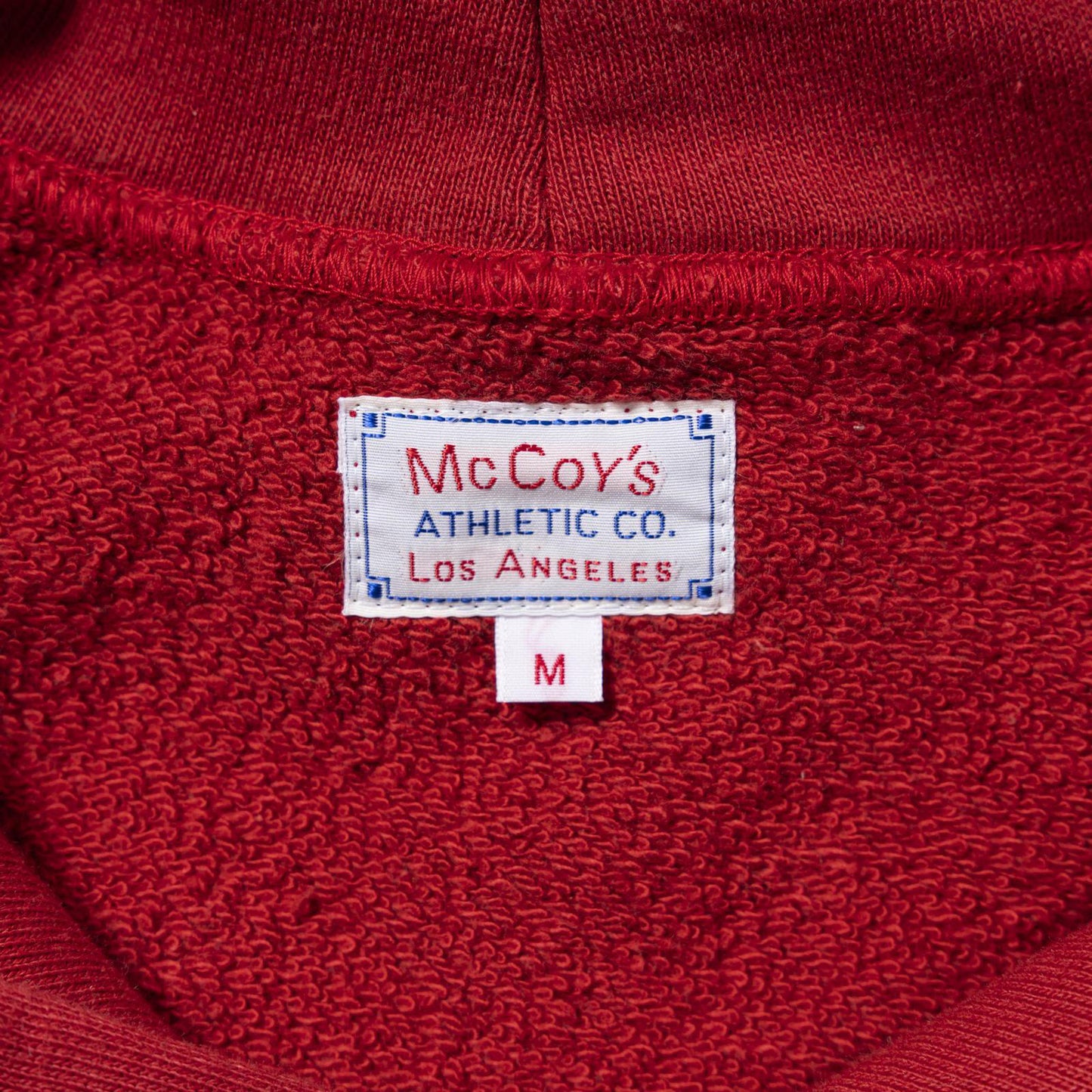 9 OZ. LOOPWHEEL RAGLAN HOODED SWEATSHIRT:CHERRY MC24118