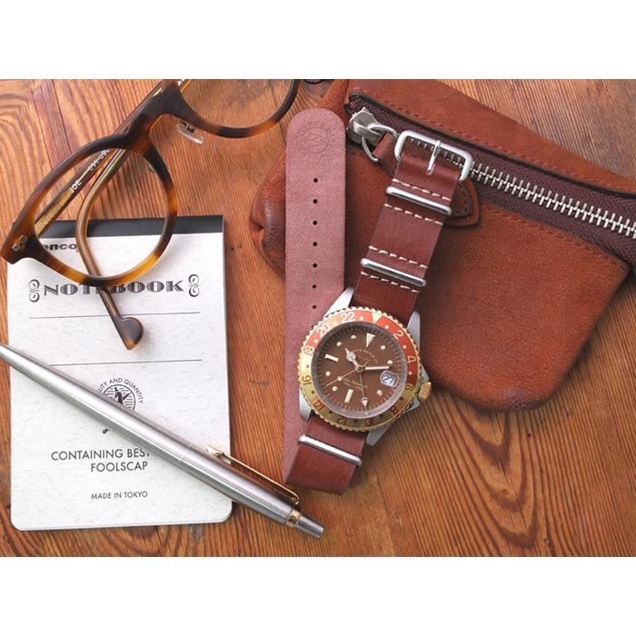 ヴァーグウォッチ BG001 BRWN GMT イエローゴールド メンズ 腕時計 ミリタリー ダイバーズウオッチ レザーベルト 防水 ケース付き