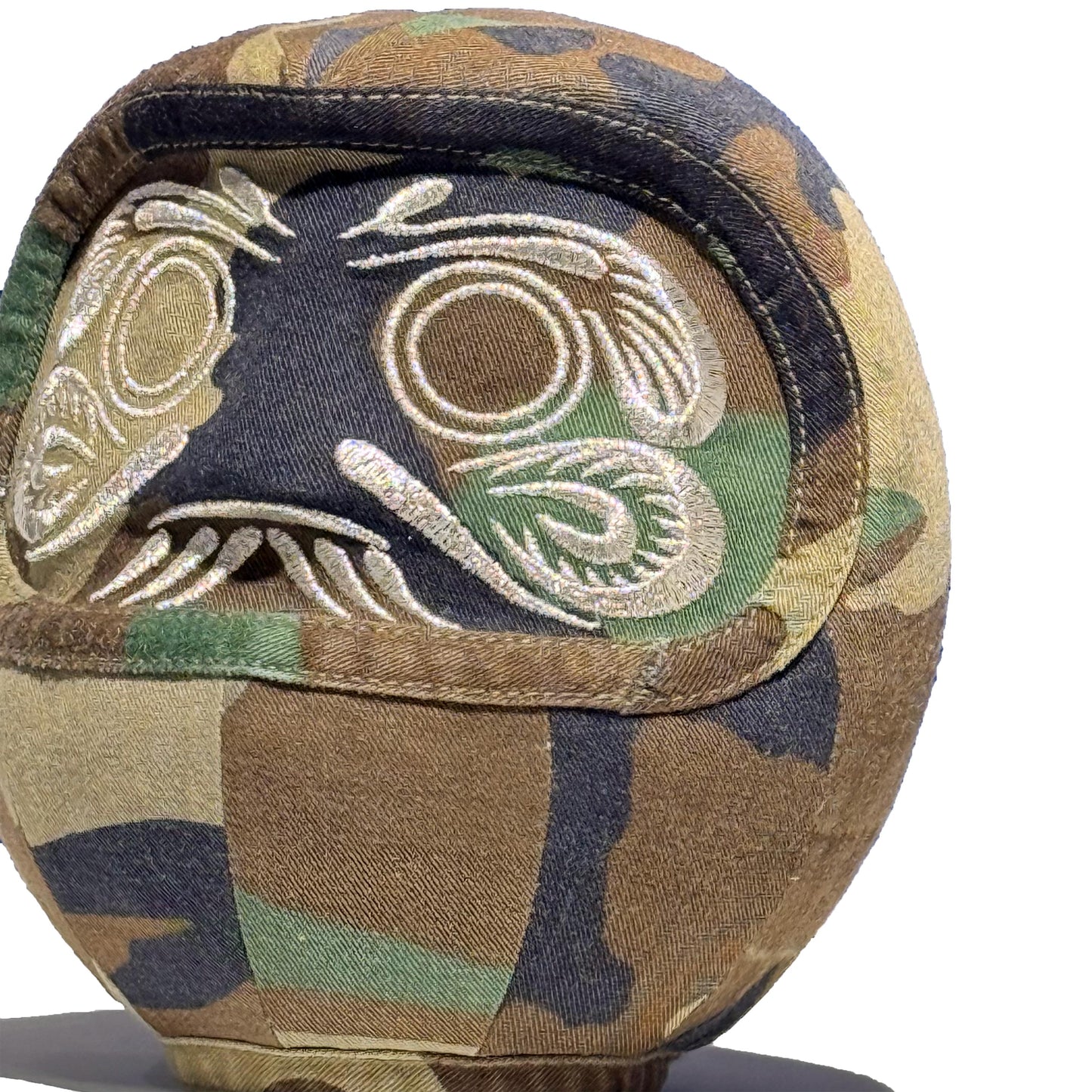 アップサイクルアートだるま　CAMO:B