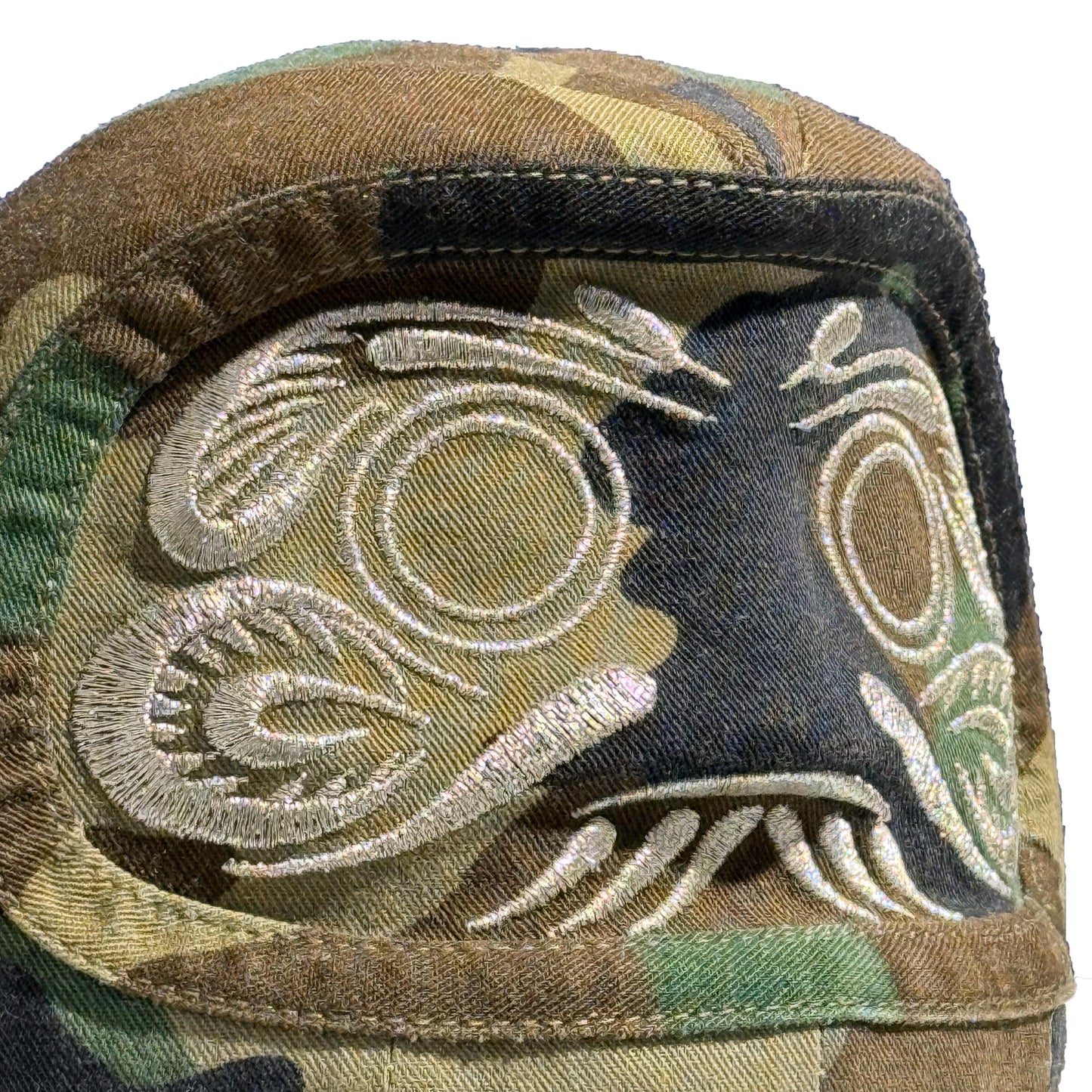 アップサイクルアートだるま　CAMO:B