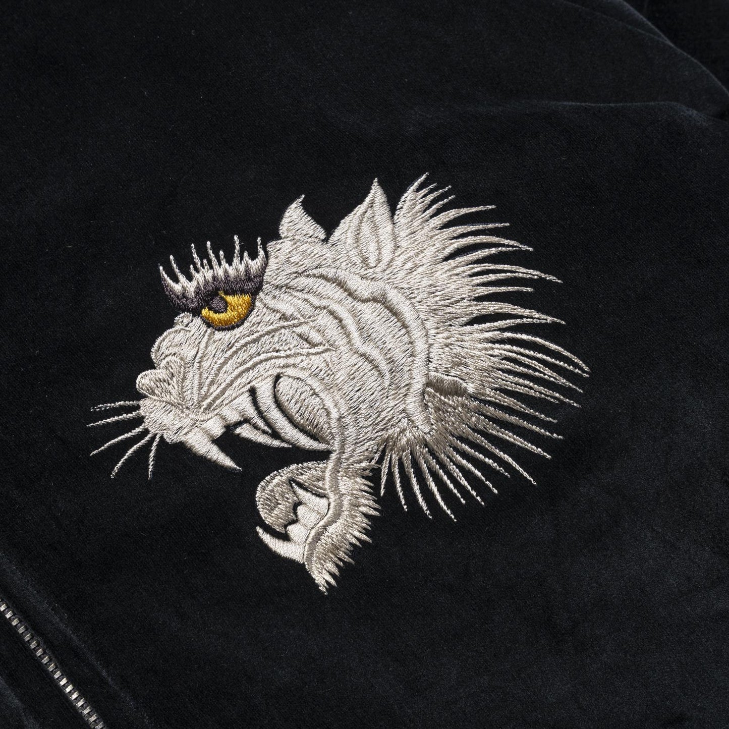 SOUVENIR SUKA JACKET / TIGER AND EAGLE