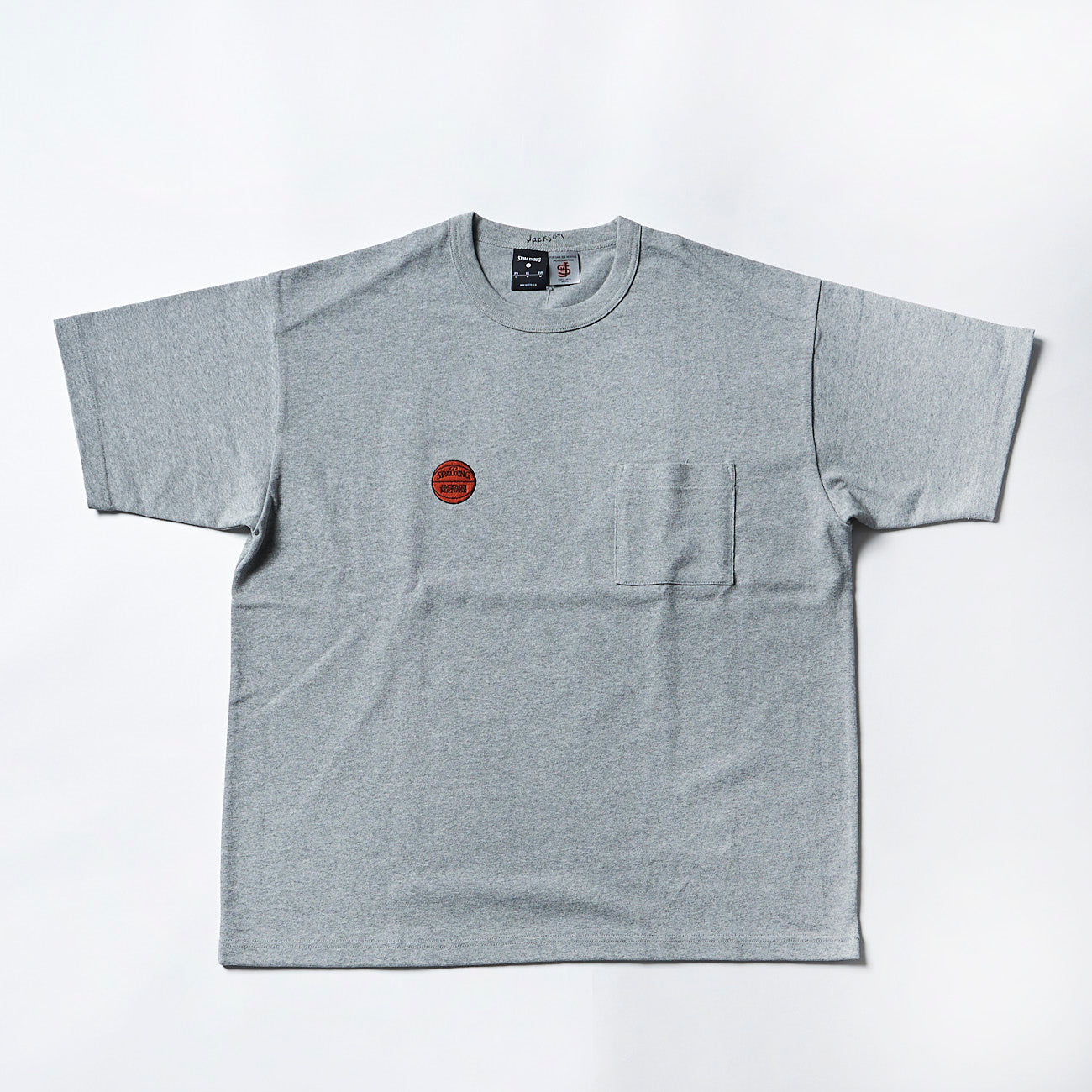 ジャクソンマティス JM23SSSP01 SPALDING×JM Basketball Pocket Tee コラボTシャツ グレー