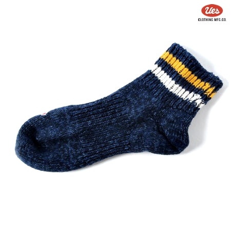 ライン入りスニーカーソックス　ネイビー×白黄ライン