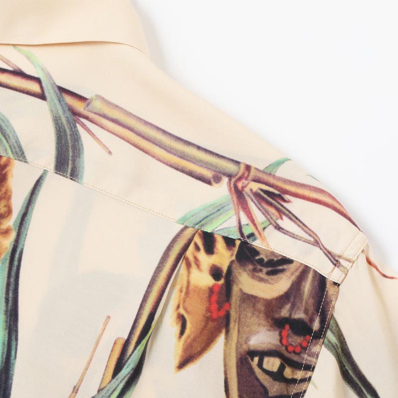 サンサーフ Lot No. SS39481 SUN SURF SPECIAL EDITION “BATTLE MASK” オフホワイト メンズ レーヨン アロハシャツ