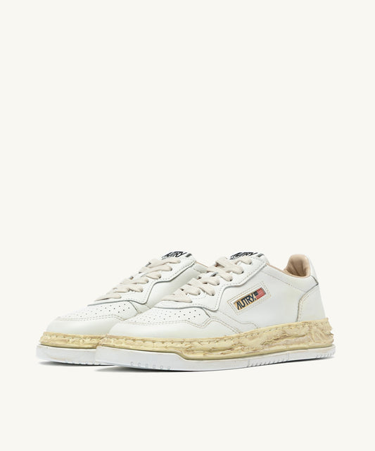 "Autry x MMY General Scale." Medalist Low Supervintage C15FW302 WHITE