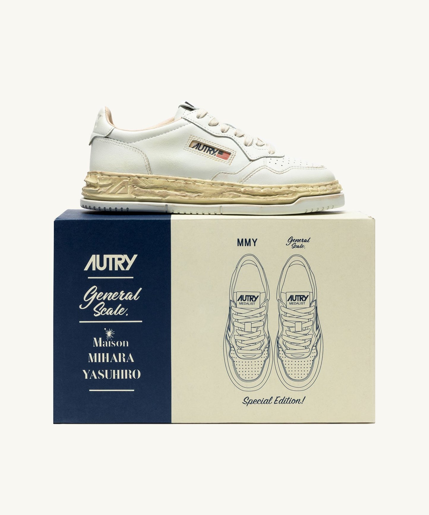 "Autry x MMY General Scale." Medalist Low Supervintage C15FW302 WHITE