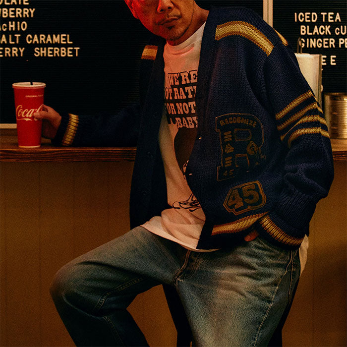 バウワウ BW221-RFJFC RECOGNIZE LETTERED CARDIGAN：BLUE STAIN