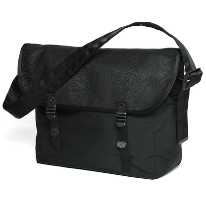 ATTRACTIONS A20037 Black Messenger