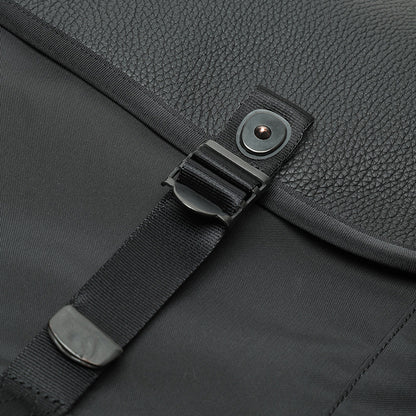 ATTRACTIONS A20037 Black Messenger