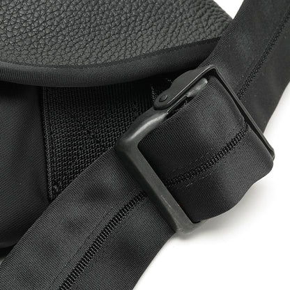 ATTRACTIONS A20037 Black Messenger