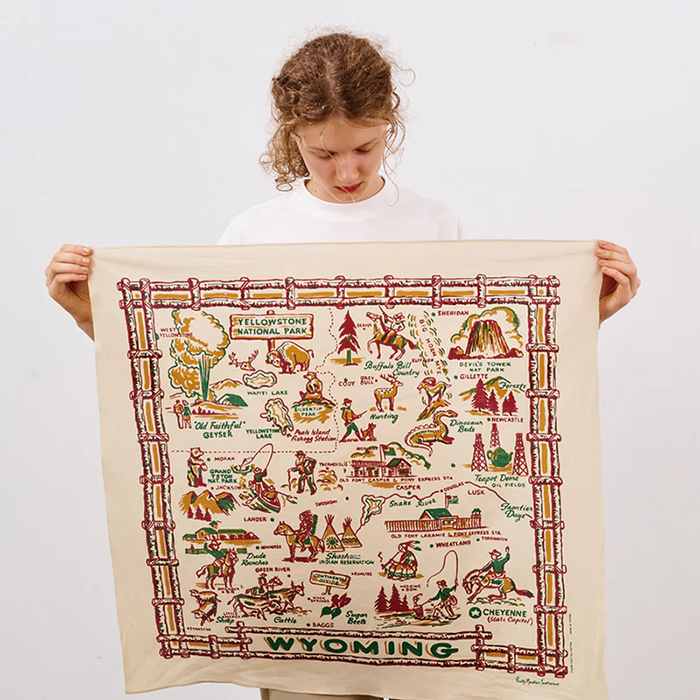 Rocky Mountain Featherbed(ロッキーマウンテンフェザーベッド)Scarf Wyoming